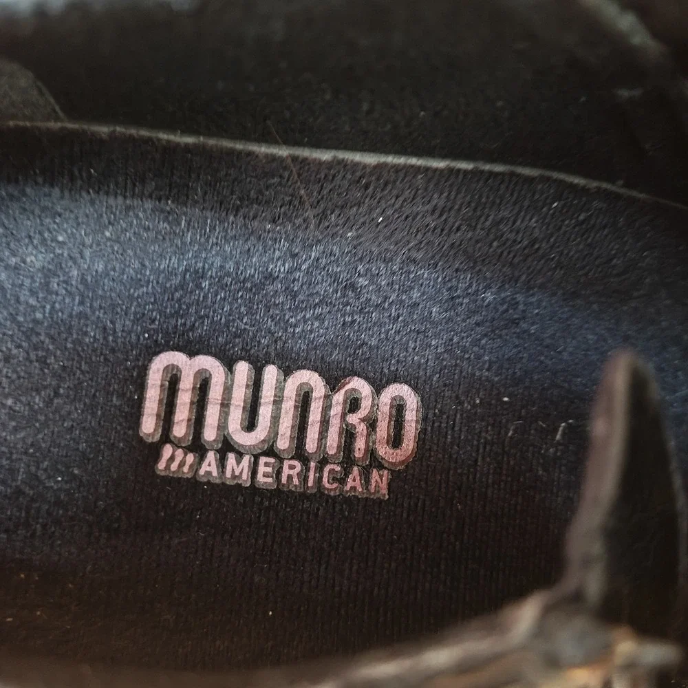 Munro American Taylor Black Leather Block Heel Ankle Booties Zip Comfort Sz 9 W